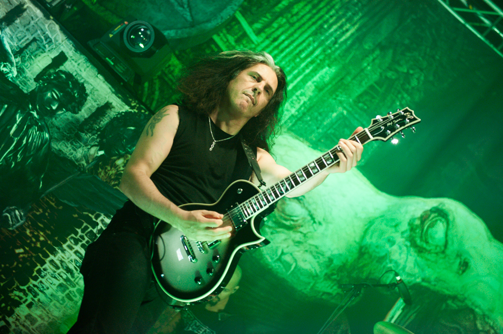 So denkt Testament-Gitarrist Alex Skolnick über Soziale Medien